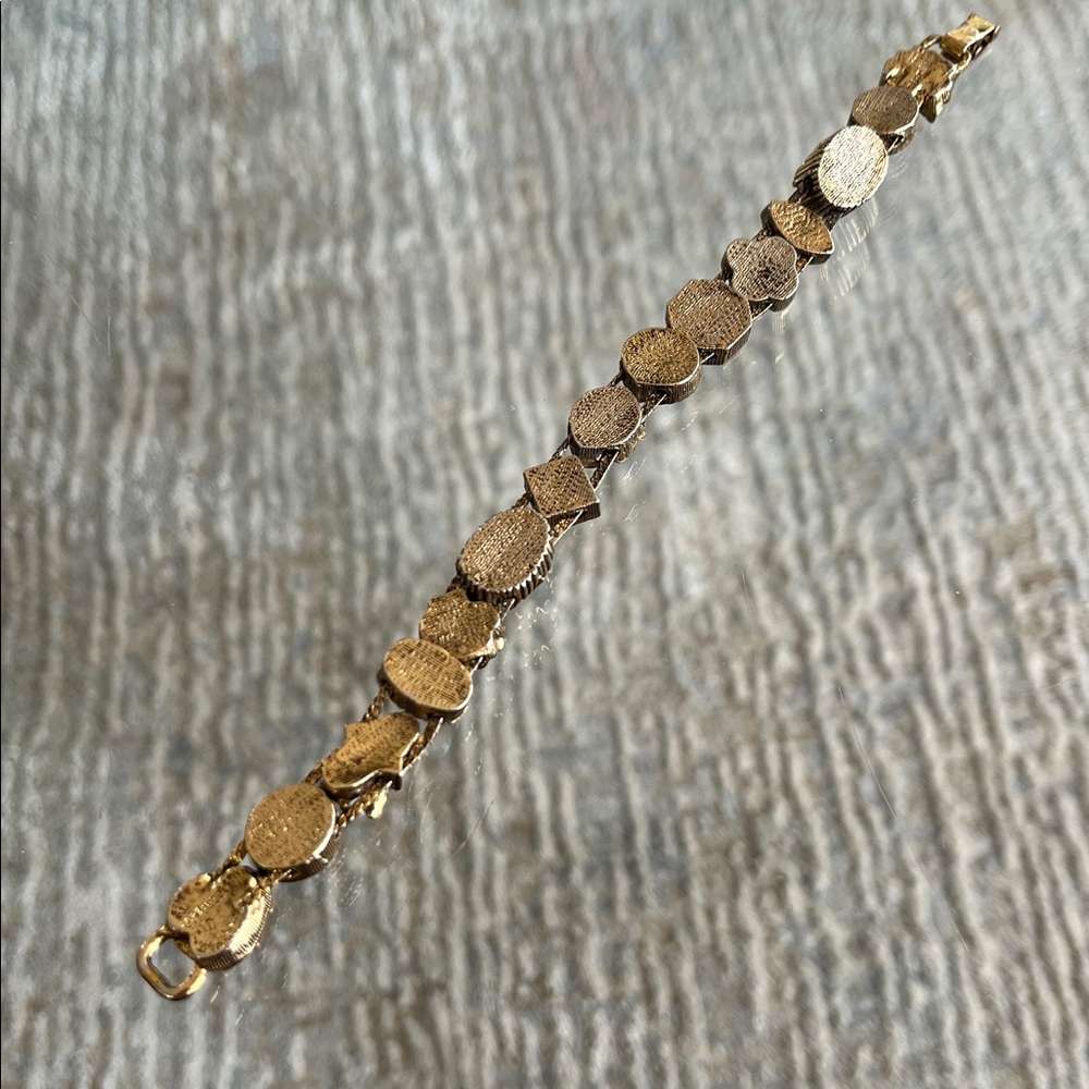 Vintage Victorian Bracelet - Picture 9 of 9